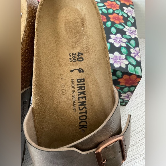 Birkenstock Bronze Sandals with Cork Footbed and Buckle Closure - Picture 4 of 7